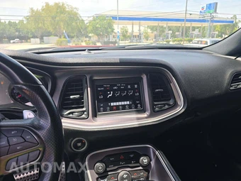 2021 Dodge Challenger R/T – miniatura 10