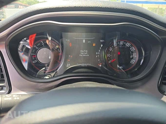 2021 Dodge Challenger R/T – miniatura 9