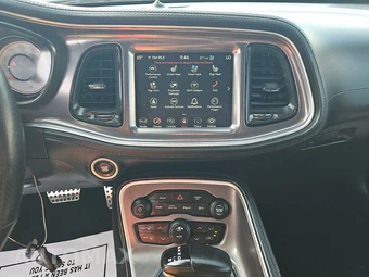 2021 Dodge Challenger R/T – miniatura 11