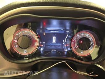 2021 Dodge Challenger R/T – miniatura 12