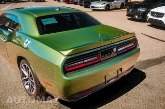 2021 Dodge Challenger R/T - miniatura 12