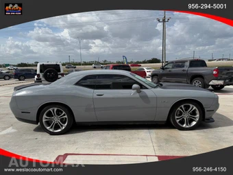 2021 Dodge Challenger R/T - miniatura 8
