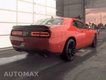 2021 Dodge Challenger R/T Scat Pack – miniatura 4