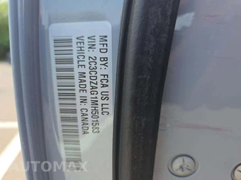 2021 Dodge Challenger SXT – miniatura 5