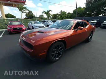 2021 Dodge Challenger SXT
