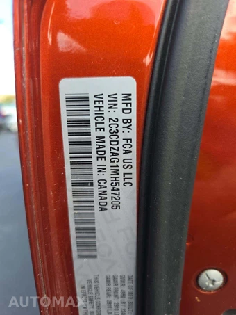 2021 Dodge Challenger SXT – miniatura 2