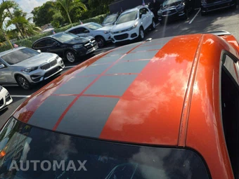 2021 Dodge Challenger SXT – miniatura 9