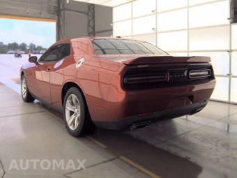 2021 Dodge Challenger SXT – miniatura 6