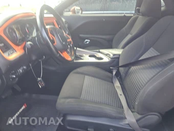 2021 Dodge Challenger SXT – miniatura 7