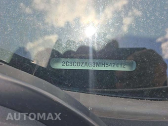 2021 Dodge Challenger SXT – miniatura 5