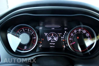 2021 Dodge Challenger SXT - miniatura 10