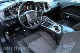 2021 Dodge Challenger SXT - miniatura 12