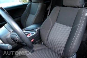 2021 Dodge Challenger SXT - miniatura 13