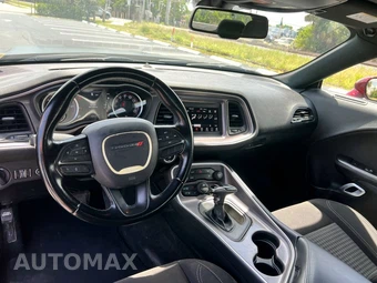 2021 Dodge Challenger SXT - miniatura 12