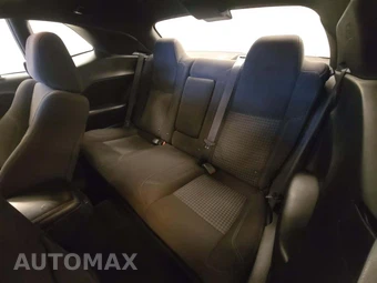 2021 Dodge Challenger SXT – miniatura 13