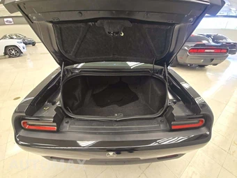 2021 Dodge Challenger SXT – miniatura 14