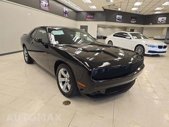 2021 Dodge Challenger SXT – miniatura 4