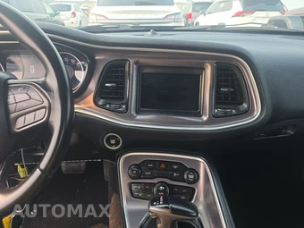 2021 Dodge Challenger SXT – miniatura 11