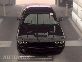 2021 Dodge Challenger SXT – miniatura 2