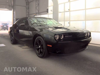2021 Dodge Challenger SXT – miniatura 3