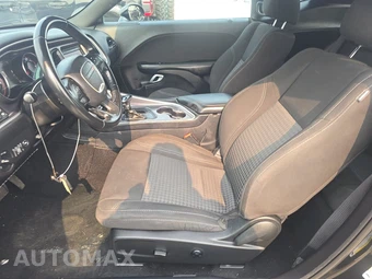 2021 Dodge Challenger SXT – miniatura 7