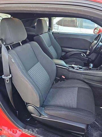 2021 Dodge Challenger SXT – miniatura 18