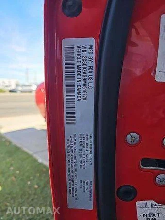 2021 Dodge Challenger SXT – miniatura 5