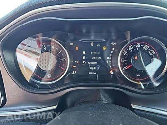 2021 Dodge Challenger SXT – miniatura 9