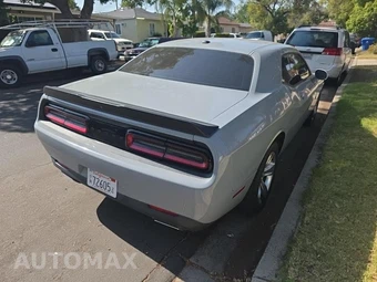 2021 Dodge Challenger SXT – miniatura 4