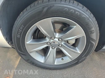 2021 Dodge Challenger SXT – miniatura 8