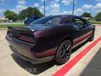 2021 Dodge Challenger SXT – miniatura 3