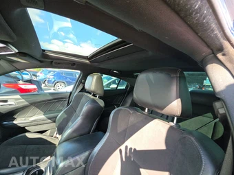 2021 Dodge Charger GT - miniatura 17