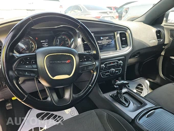 2021 Dodge Charger SXT – miniatura 11