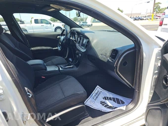 2021 Dodge Charger SXT – miniatura 8