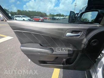 2021 Dodge Charger SXT - miniatura 9