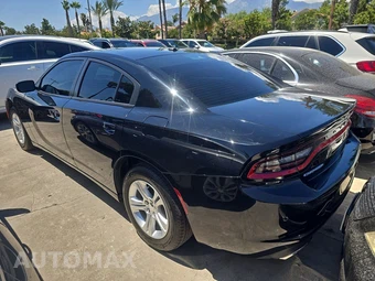 2021 Dodge Charger SXT – miniatura 6
