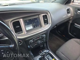 2021 Dodge Charger SXT – miniatura 10