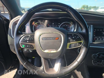 2021 Dodge Charger SXT – miniatura 10