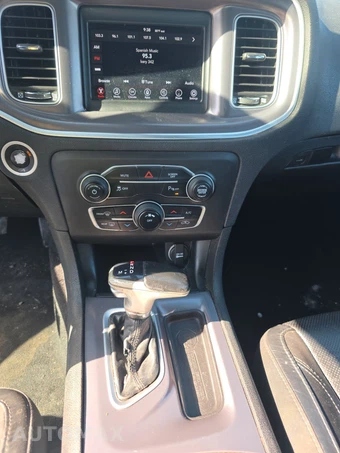 2021 Dodge Charger SXT – miniatura 11