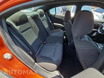 2021 Dodge Charger SXT – miniatura 16