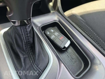 2021 Dodge Charger SXT – miniatura 8