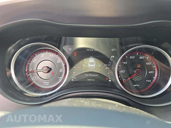 2021 Dodge Charger SXT – miniatura 9