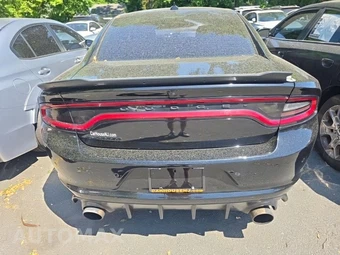 2021 Dodge Charger SXT – miniatura 5