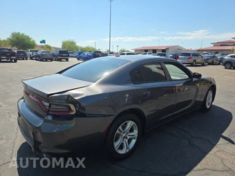2021 Dodge Charger SXT - miniatura 4
