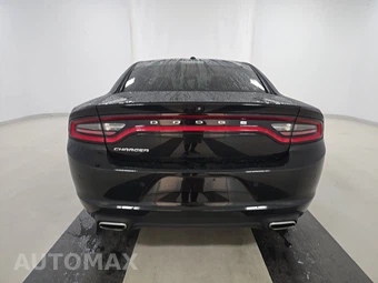 2021 Dodge Charger SXT – miniatura 5