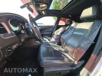 2021 Dodge Charger SXT – miniatura 3