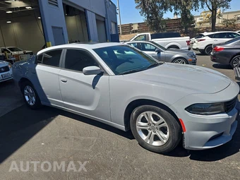 2021 Dodge Charger SXT - miniatura 3