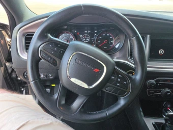 2021 Dodge Charger SXT – miniatura 10
