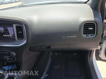 2021 Dodge Charger SXT - miniatura 16