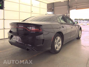2021 Dodge Charger SXT - miniatura 4